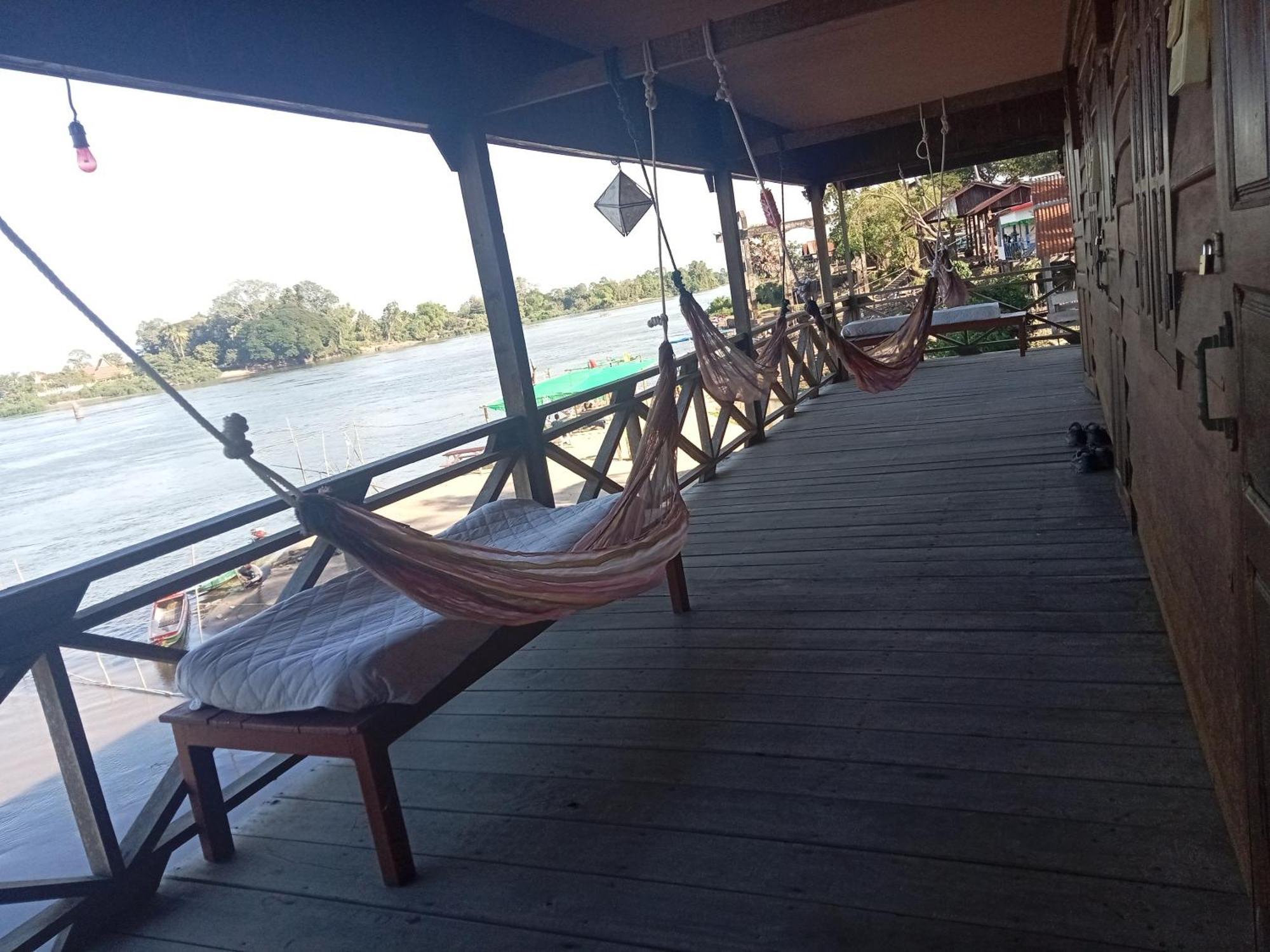 Champa Guesthouse Muang Khong Bagian luar foto