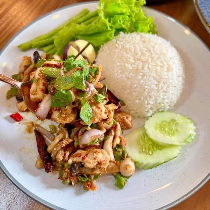 Champa Guesthouse Muang Khong Bagian luar foto