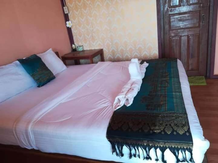 Champa Guesthouse Muang Khong Bagian luar foto