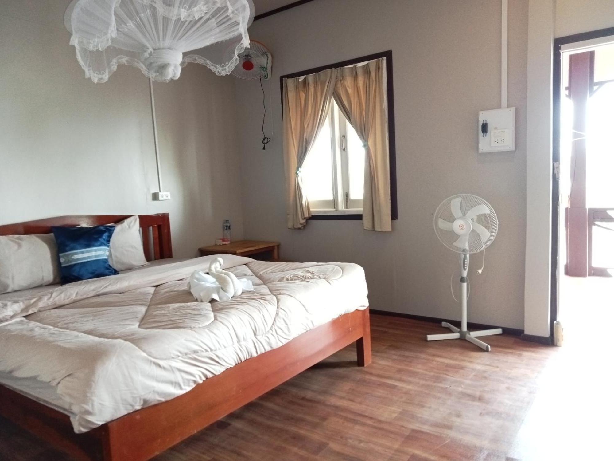 Champa Guesthouse Muang Khong Bagian luar foto